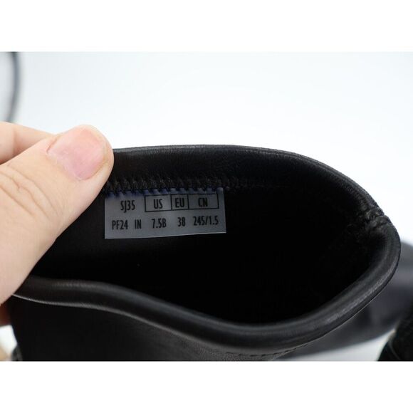 Stuart Weitzman Odetta Ankle Pull On Bootie Size 7.5 Black Leather Pointed Toe - Picture 12 of 13